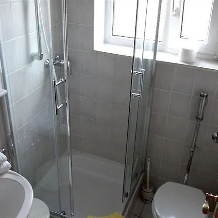 Szálloda Linde 3*